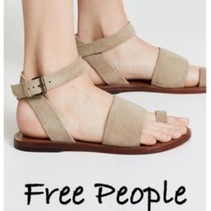 Free People Torrence Sandal!!!